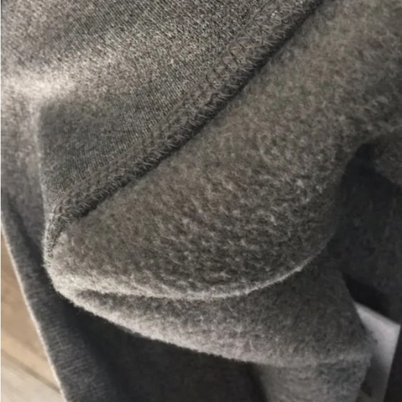 Mens Bundle Hoodie and baseball hat NWOT - Picture 8 of 8